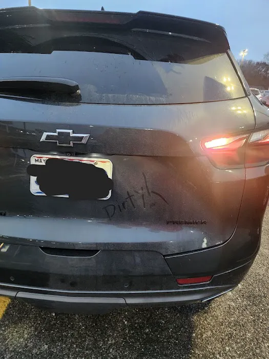 GO Car Wash Picture 5