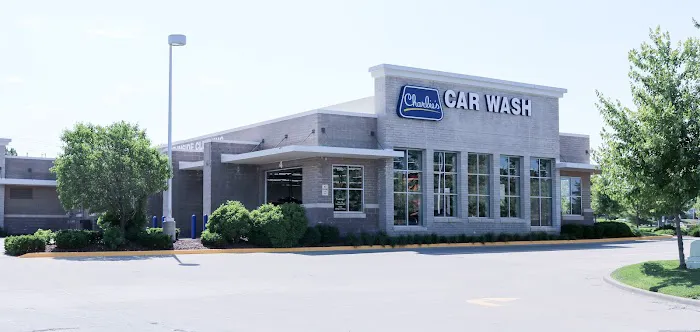 Charlie's Car Wash Picture 3