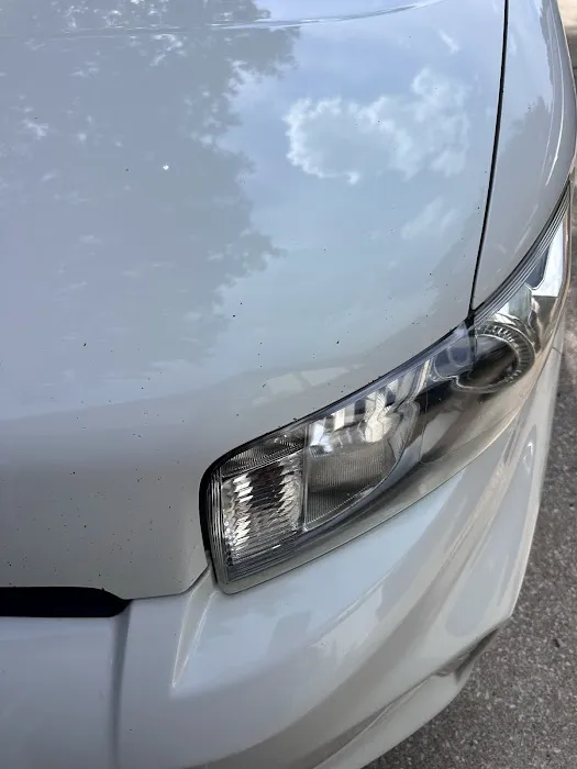 Charlie's Car Wash Picture 4