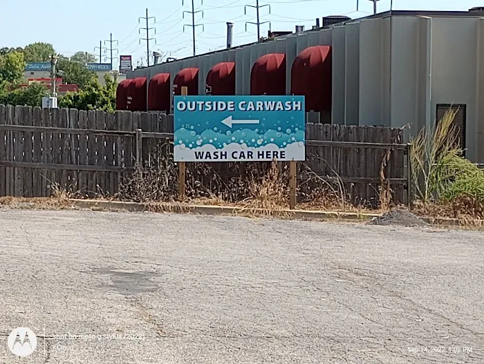 Lucky Time Dog And Carwash Picture 3