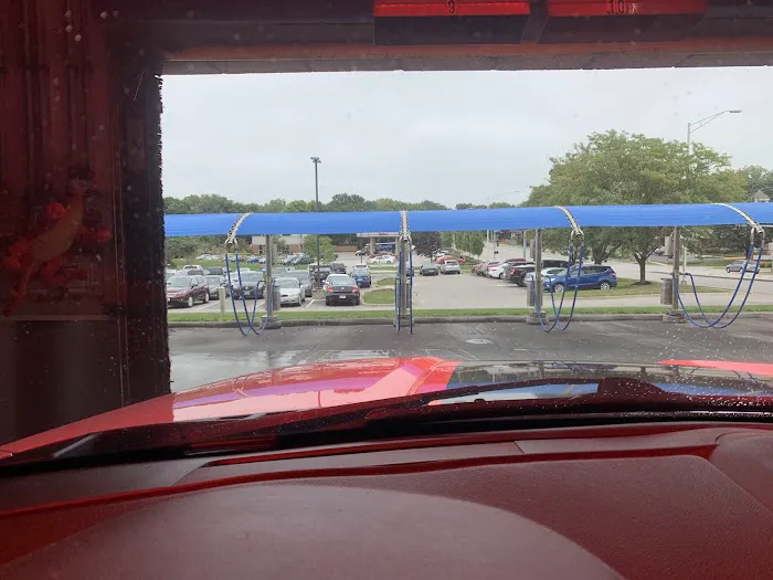 Quick Clean Car Wash Picture 9