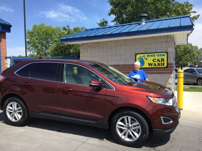 Quick Clean Car Wash Picture 7