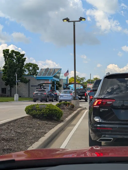 GO Car Wash Picture 5