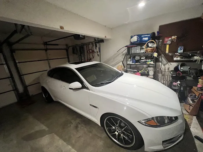 Club Car Wash Picture 8