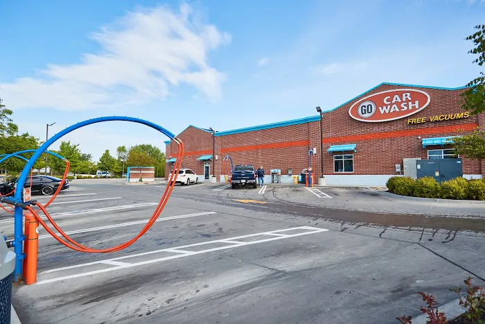 GO Car Wash Picture 3