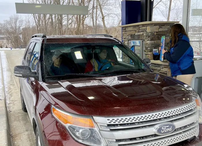 Tidal Wave Auto Spa | Car Wash Picture 9