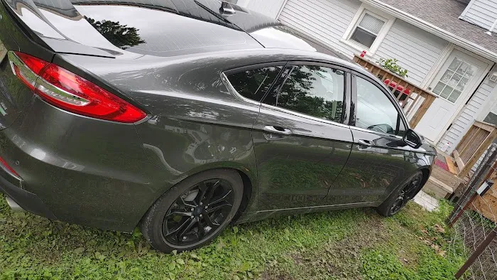 Wash House Car Wash Picture 2