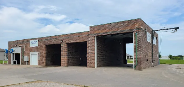 Wash House Car Wash Picture 1