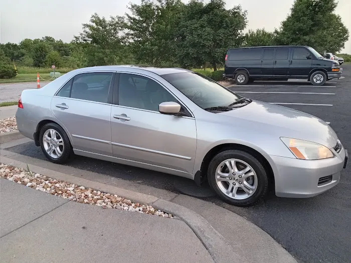 Aero Blast Car Wash Picture 7