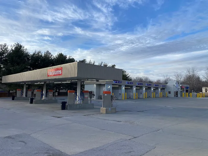 Swift Shine Car Wash Picture 3