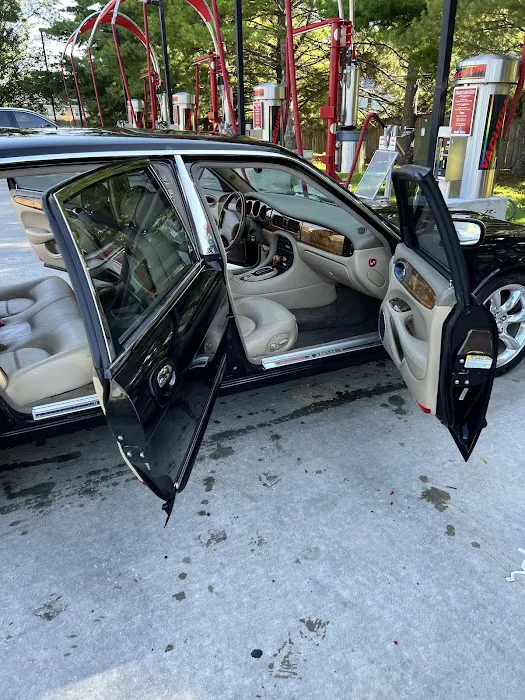 Swift Shine Car Wash Picture 8