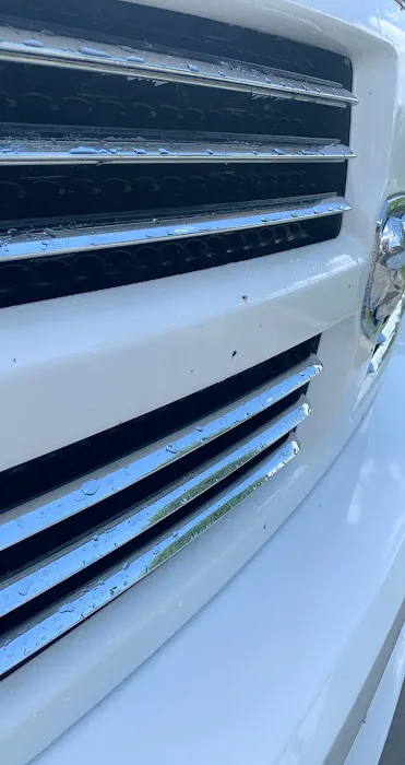 D & T Car Wash LLC Picture 3