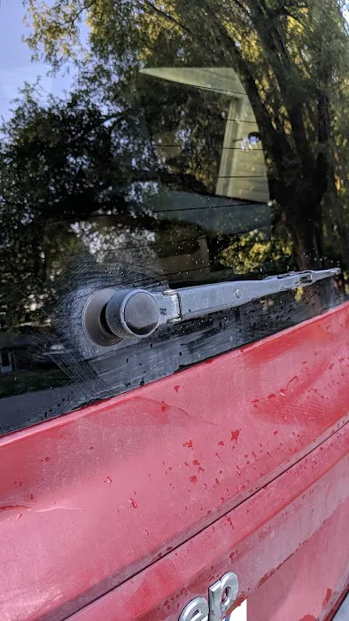 Greenwood Carwash Picture 9