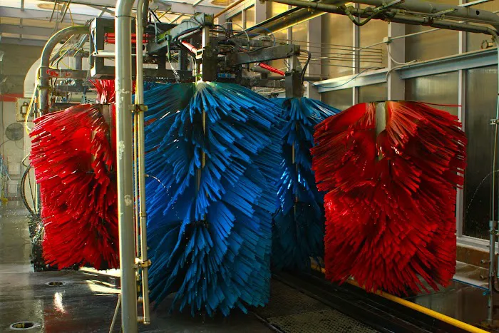 Splash and Go Car Wash Picture 1