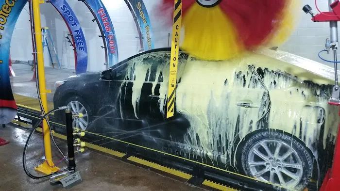 Brite Carwash Picture 3