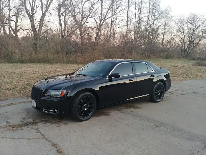 K & T Car Wash Picture 2