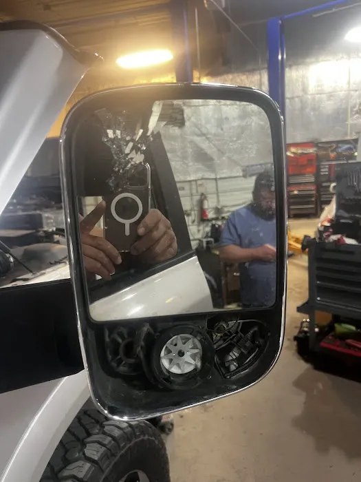 Club Car Wash Picture 7