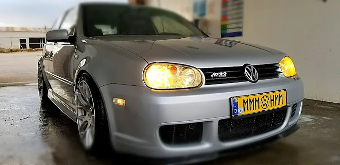 Shucks Auto Wash Picture 4