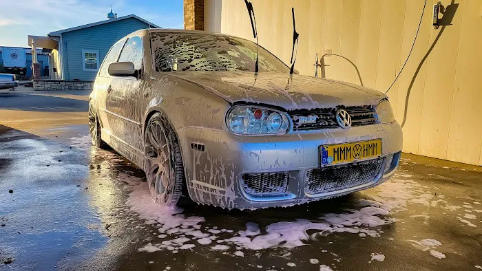 Shucks Auto Wash Picture 7