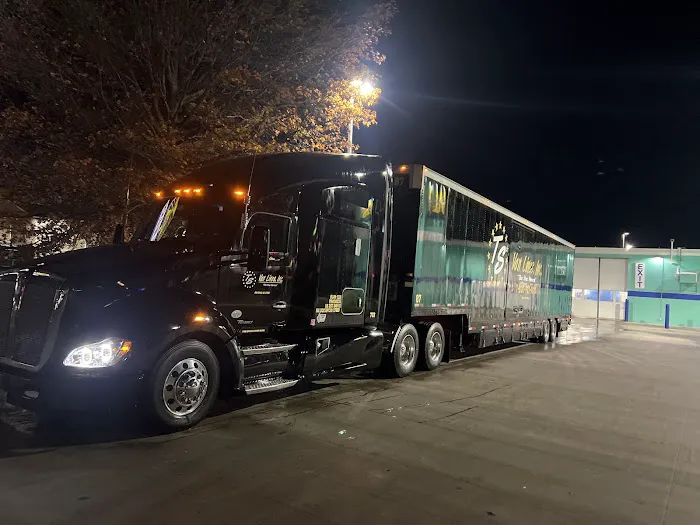 Blue Beacon Truck Wash of Oak Grove, MO Picture 1
