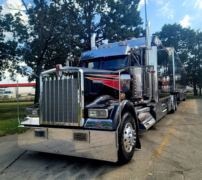 Blue Beacon Truck Wash of Oak Grove, MO Picture 10