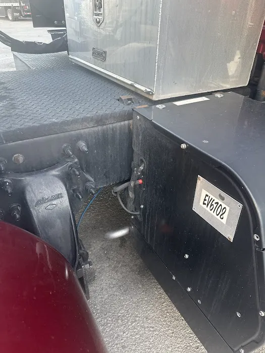 Blue Beacon Truck Wash of Oak Grove, MO Picture 6