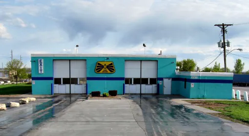 Blue Beacon Truck Wash of Oak Grove, MO Picture 8