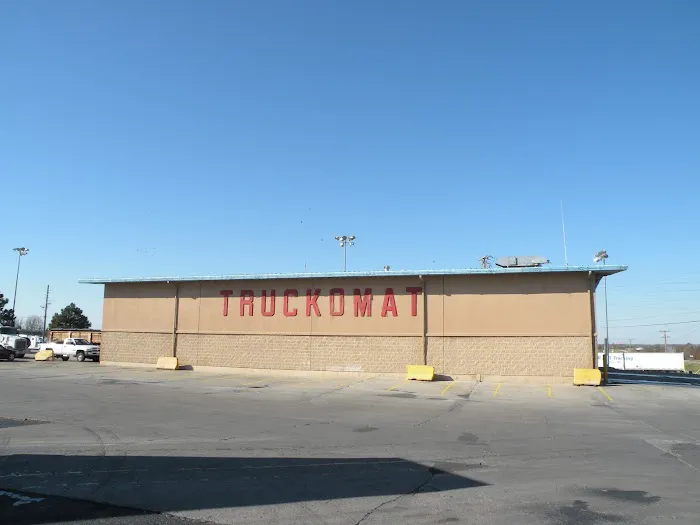 Truckomat of Oak Grove Picture 2