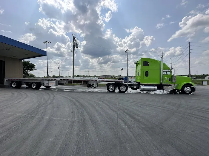 Truckomat of Oak Grove Picture 6