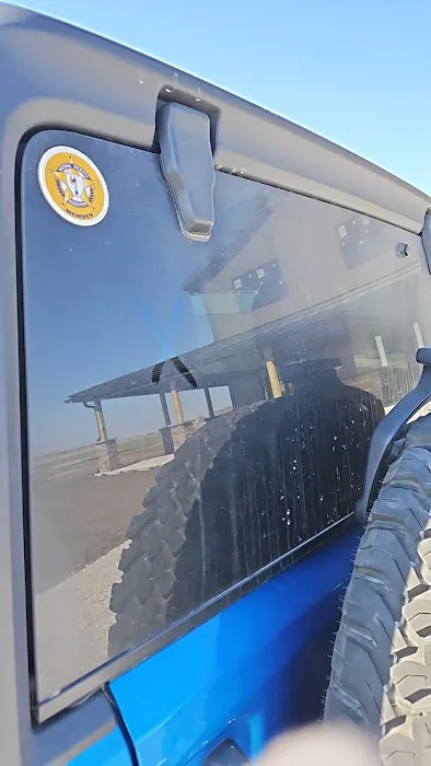 Wash & Roll Car Wash Picture 1