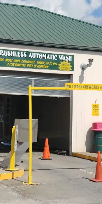 Peculiar RV & Car Wash Picture 3