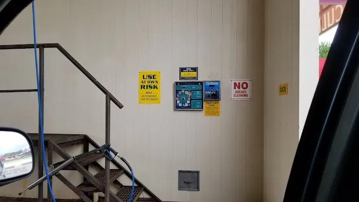 Peculiar RV & Car Wash Picture 7