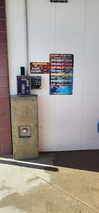 Wakarusa Court Car Wash Picture 1