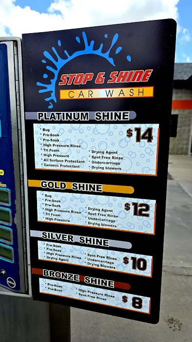 Stop & Shine Car Wash Picture 3