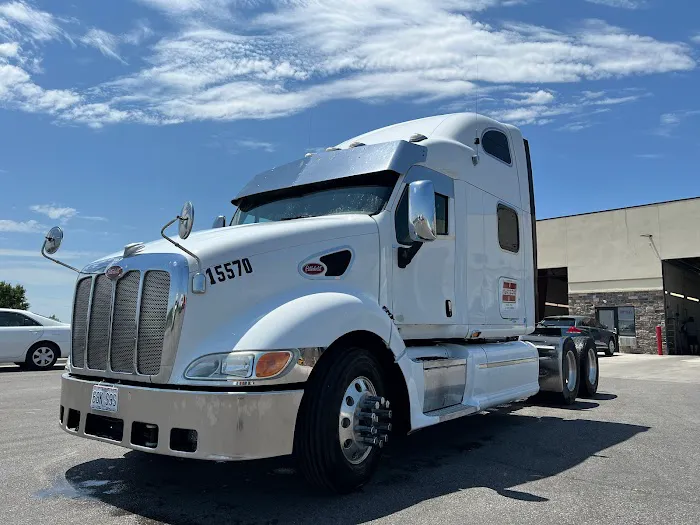 On The Go Truck Wash Picture 6