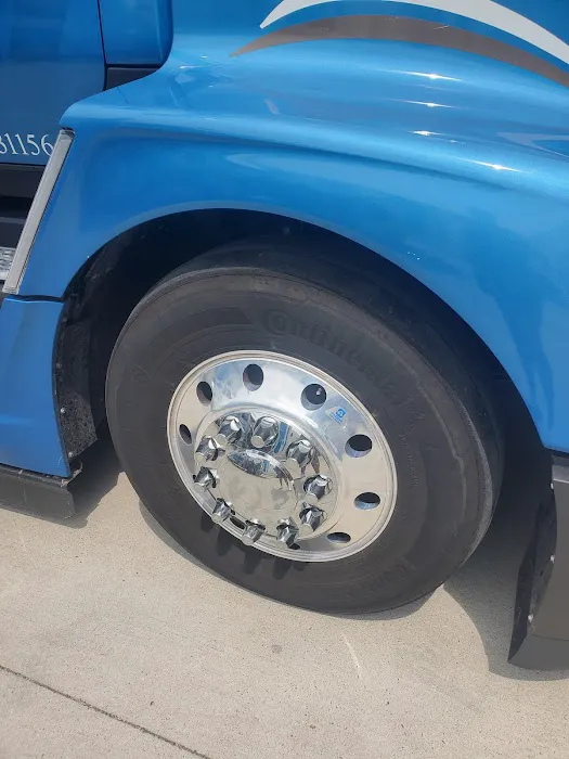 On The Go Truck Wash Picture 2