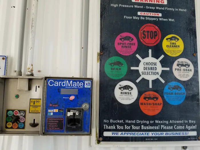 Classic Car Wash Picture 2