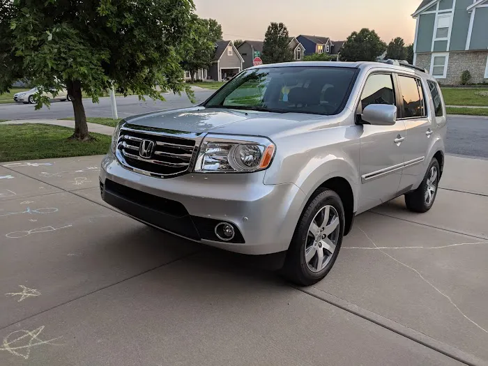 Wes's Car Wash Picture 3
