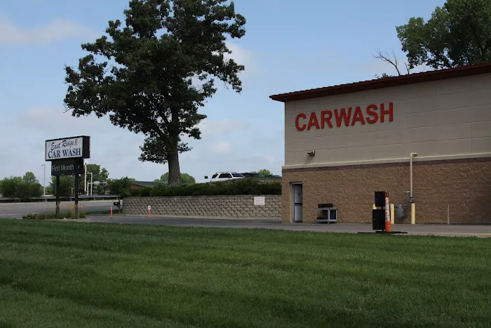East Ridge Car Wash Picture 9