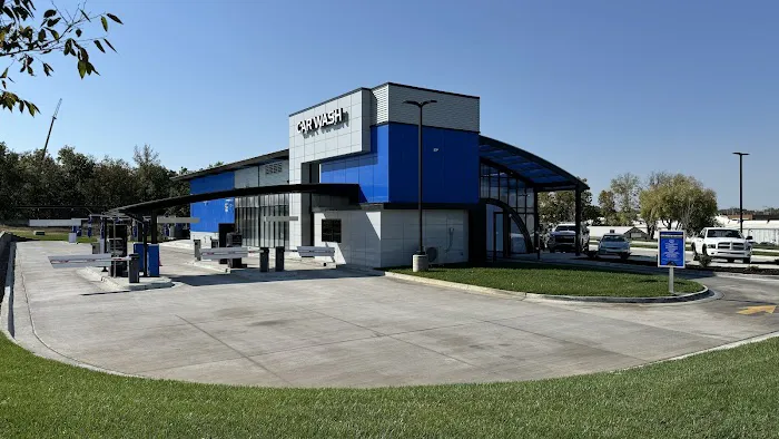 Tunnel Vision Express Carwash Picture 8