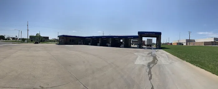 Kenco Car Wash Picture 5