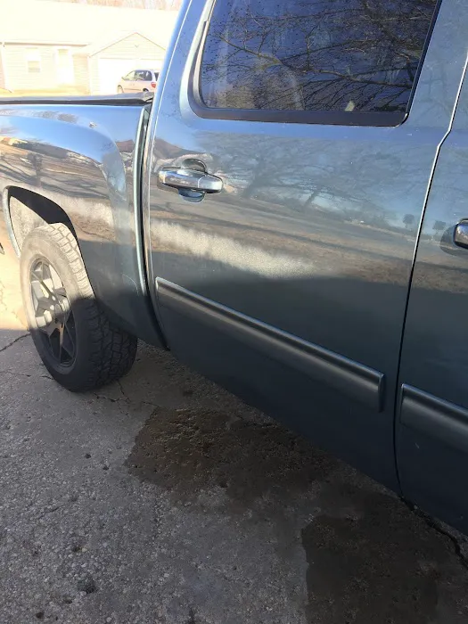 37th Street Carwash Picture 2