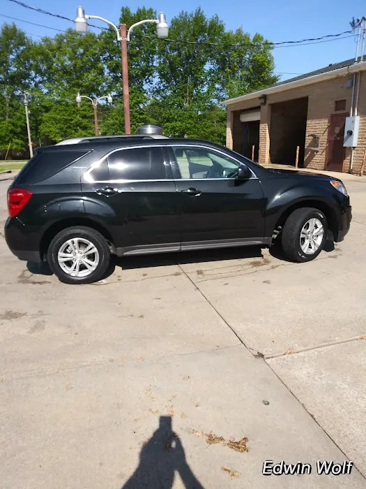37th Street Carwash Picture 4