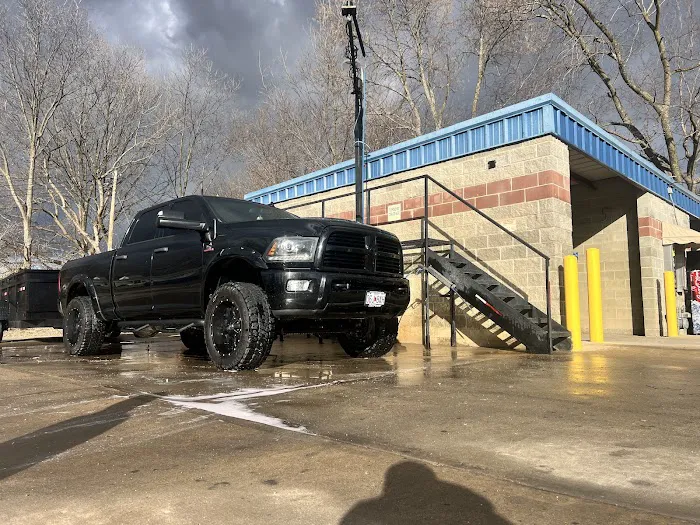 La Monte Car Wash Picture 1