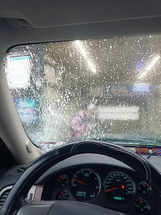 Albrite Car Wash Picture 4