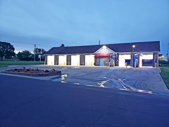 Albrite Car Wash Picture 8