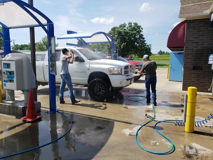 Albrite Car Wash Picture 1