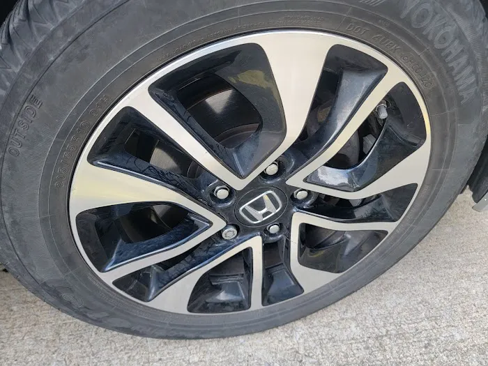 Zips Car Wash Picture 10