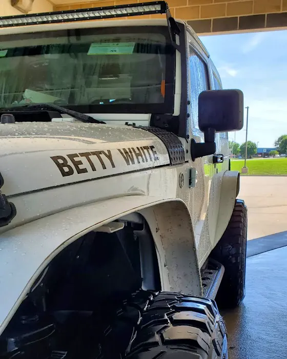 Xcel Car Wash Picture 6