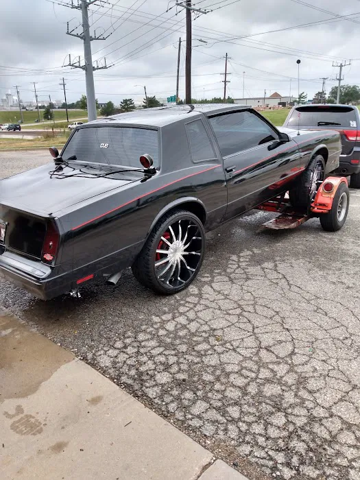 Bob's Car Wash Picture 1